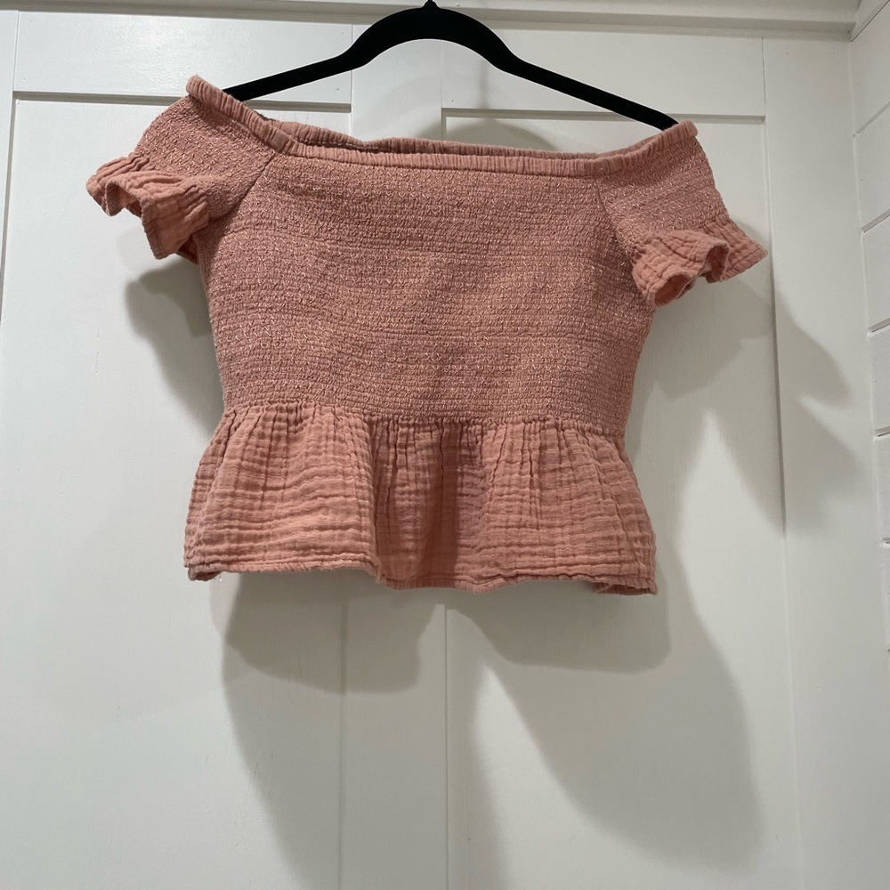 American Eagle Off the Shoulder‎ Top Size S